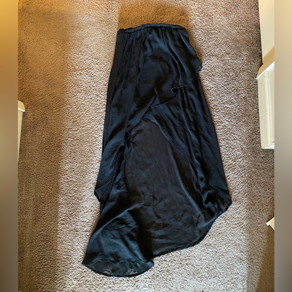 Highlow black skirt - Picture 2 of 2